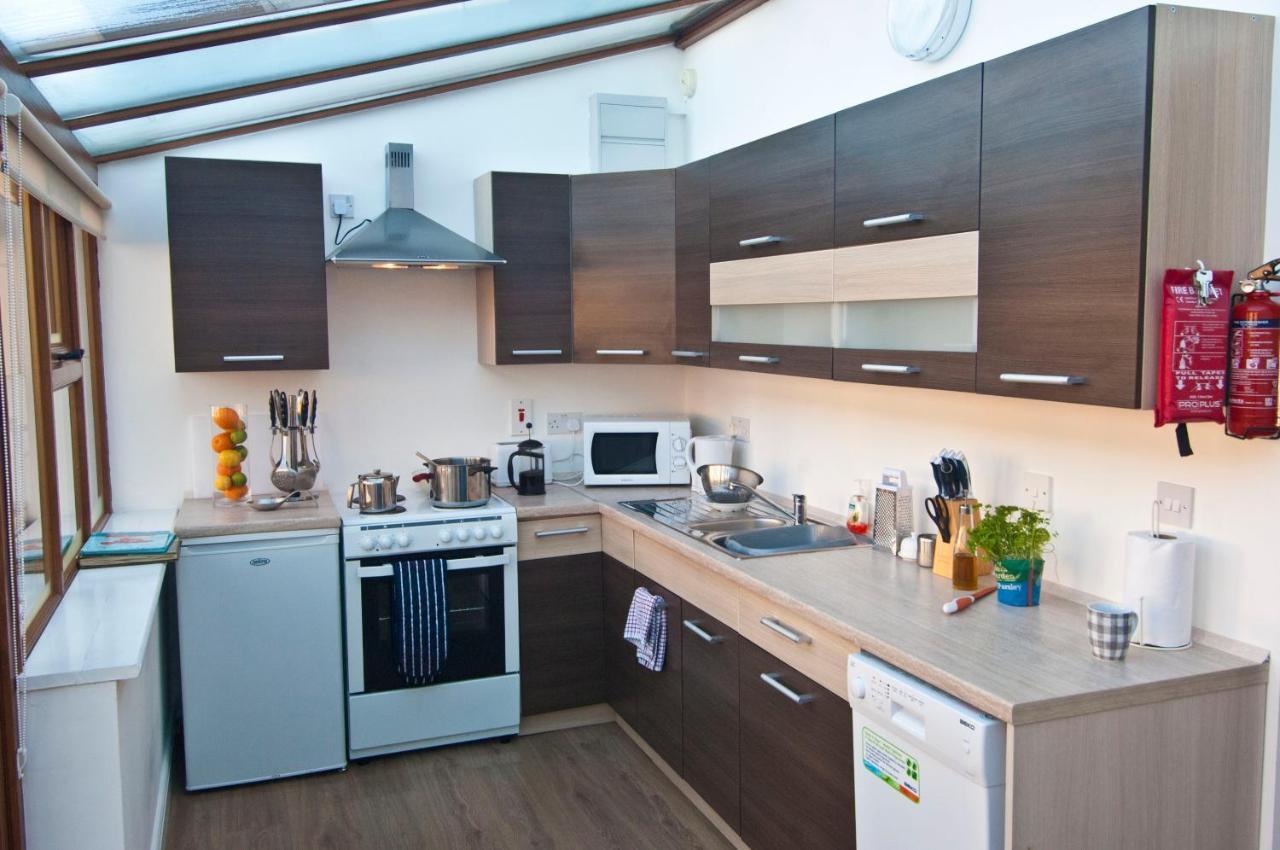 Hookless Holiday Homes Фетард-он-Си Экстерьер фото